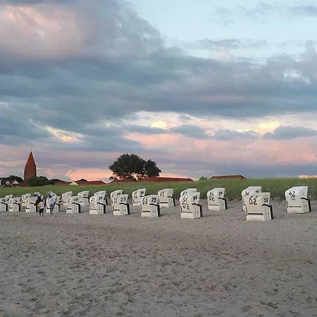 Nahe Ostseebad Kuehlungsborn * Gersdorf (Mecklenburg-Vorpommern)