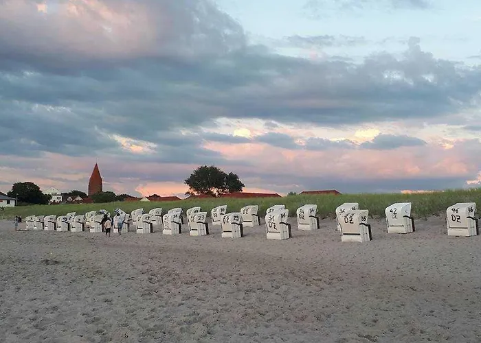Nahe Ostseebad Kuehlungsborn * Gersdorf (Mecklenburg-Vorpommern)